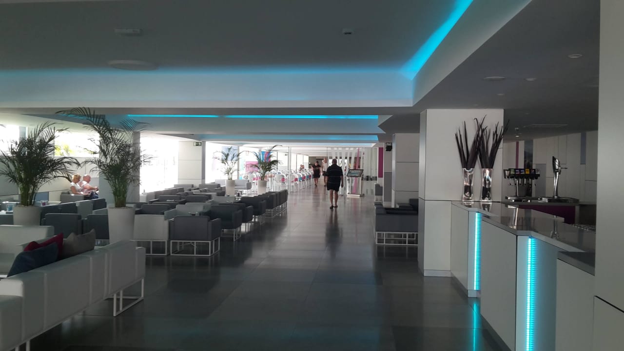 Der Weg zum Speisesaal  LABRANDA Marieta - Adults only