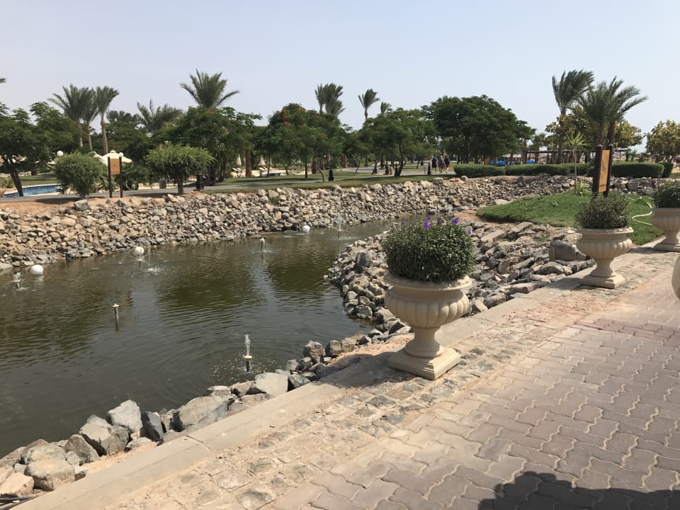 Gartenanlage Steigenberger Aqua Magic