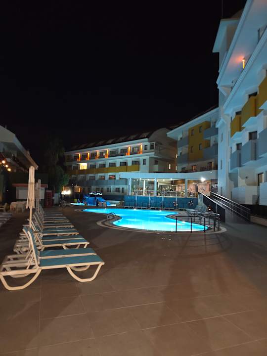 Pool Hane Family Resort