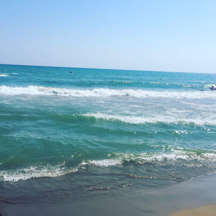 Strand Well Palace Side