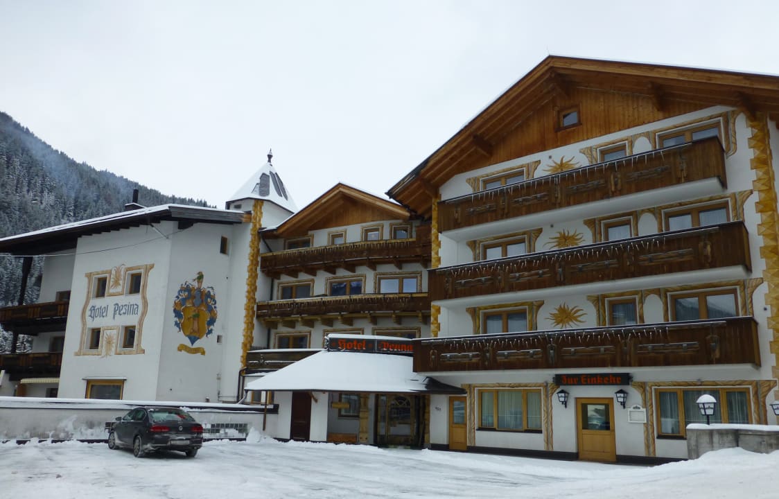 Außenansicht Hotel Pezina