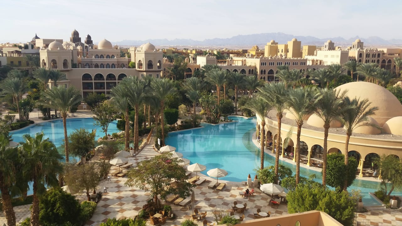 9.00 Uhr morgens - Blick über die Hotelanlage Makadi Palace