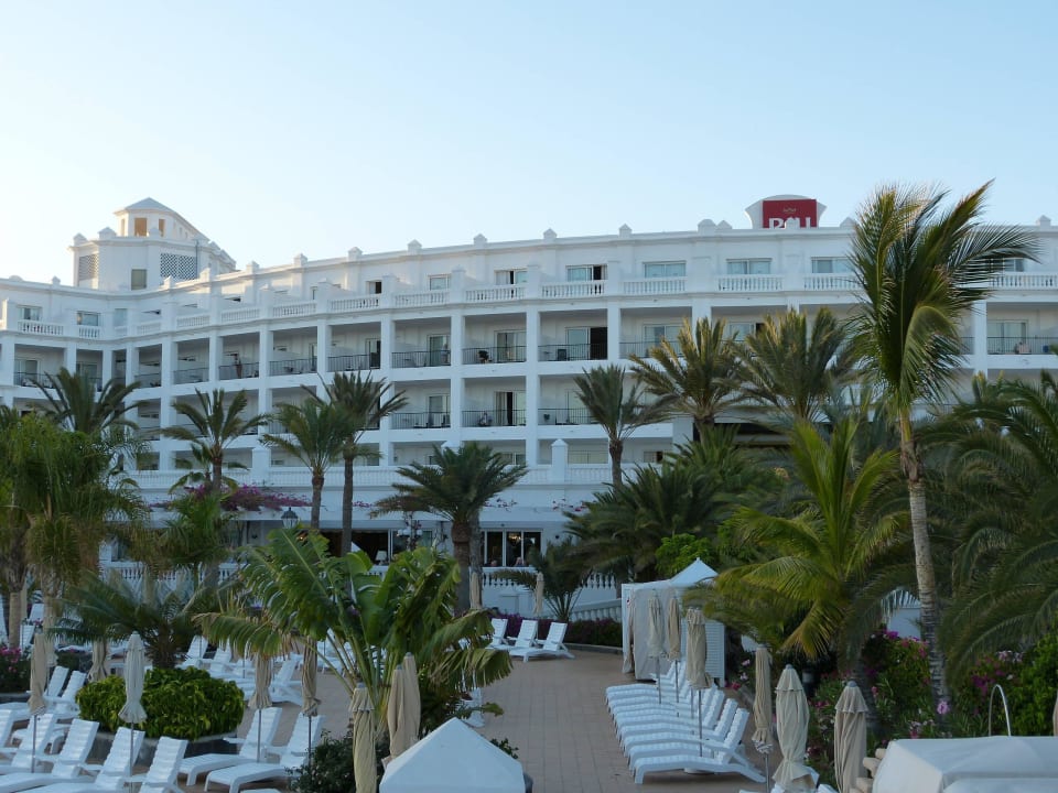 Hotelansicht Gartenseite Hotel Riu Palace Maspalomas Adults Only