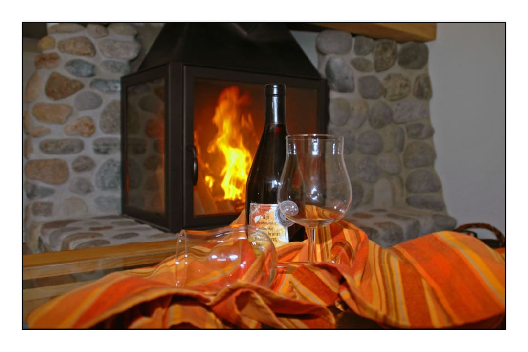 Kamin Ferienwohnungen Reethaus Seewind