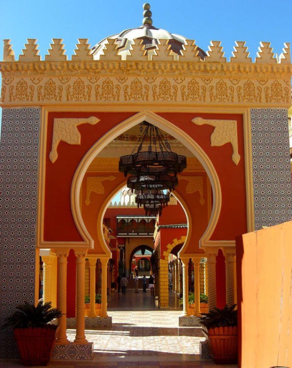 Blick in die Einkaufspassage am Hoteleingang Pickalbatros Alf Leila Wa Leila Resort - Neverland Hurghada