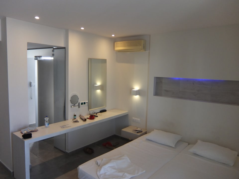 Zimmer Dimitrios Village Beach Resort