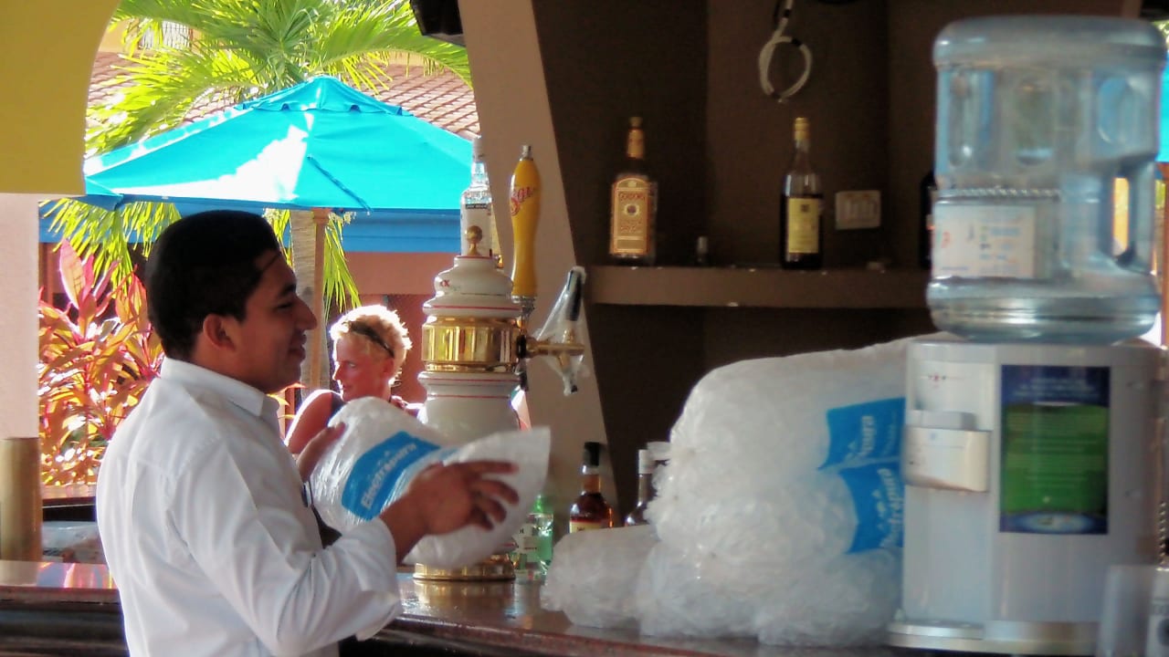 Bar La Bambola an der Plaza Sandos Playacar Select Club Adults only - All Inclusive