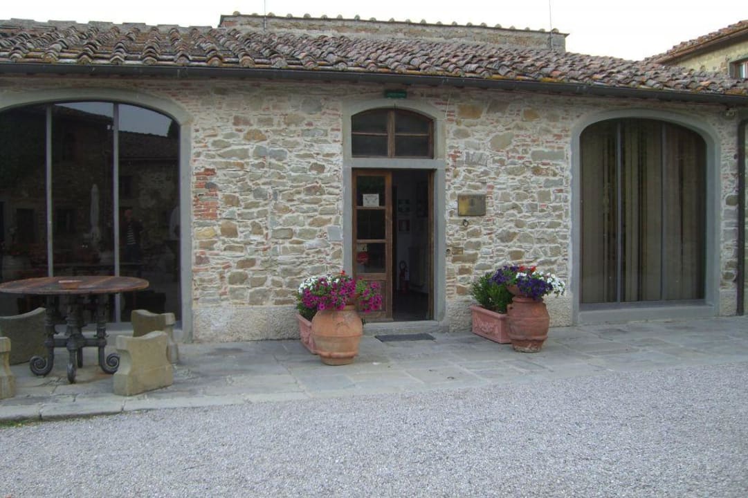 Rezeption und Aufenthaltsraum Hotel Fattoria Castelvecchi