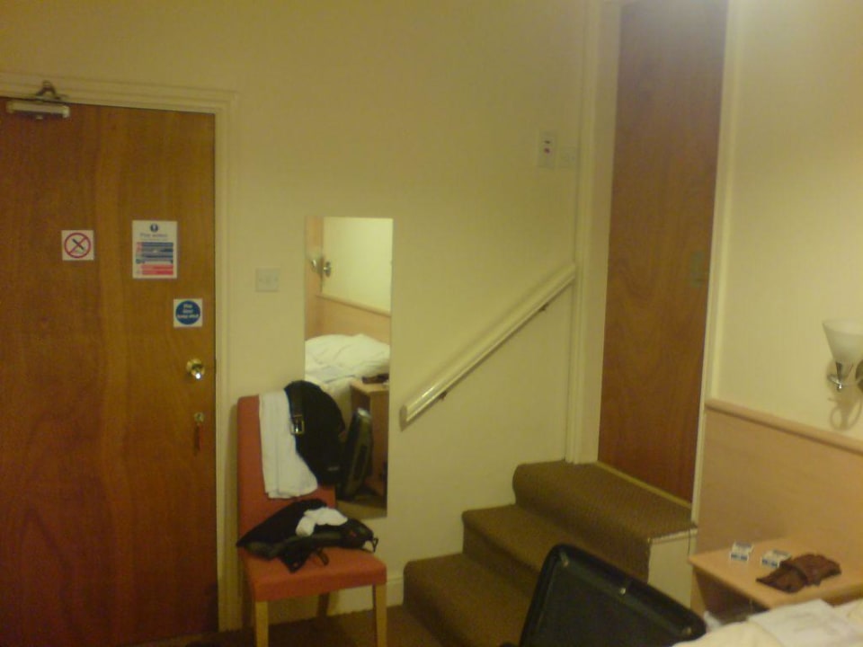 zum Bad/Duschen Westlynne Hotel