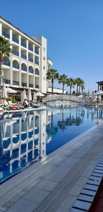 Außenansicht LRS Port River Hotel & Spa
