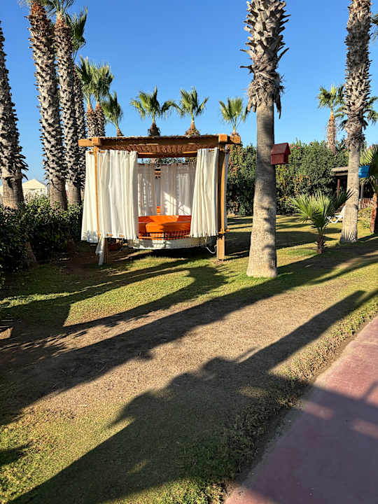 Gartenanlage Saturn Palace Resort Hotel