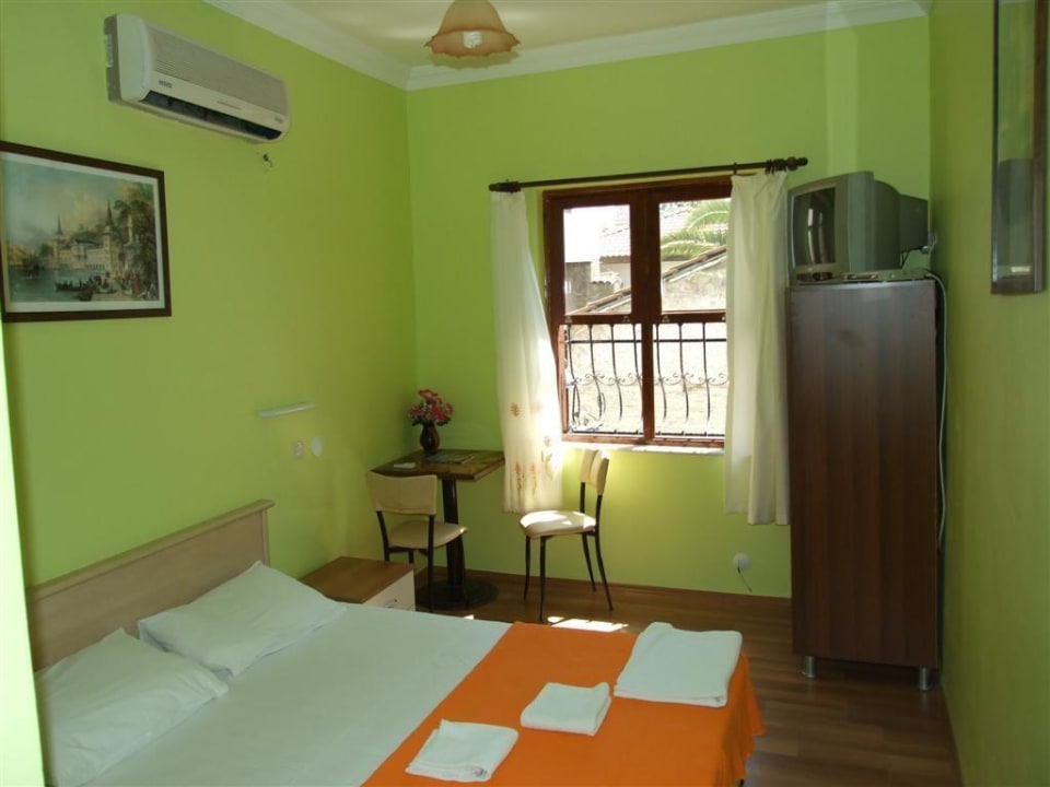 Room Pension & Apartments Camel