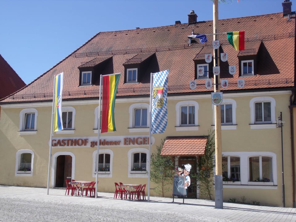 Haupteingang Landgasthof Goldener Engel