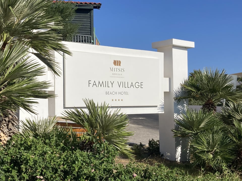 Außenansicht Mitsis Family Village
