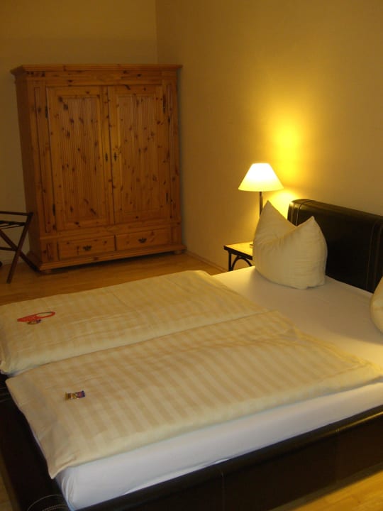 Zimmer mit schöner Einrichtung Hotel Villa Toskana