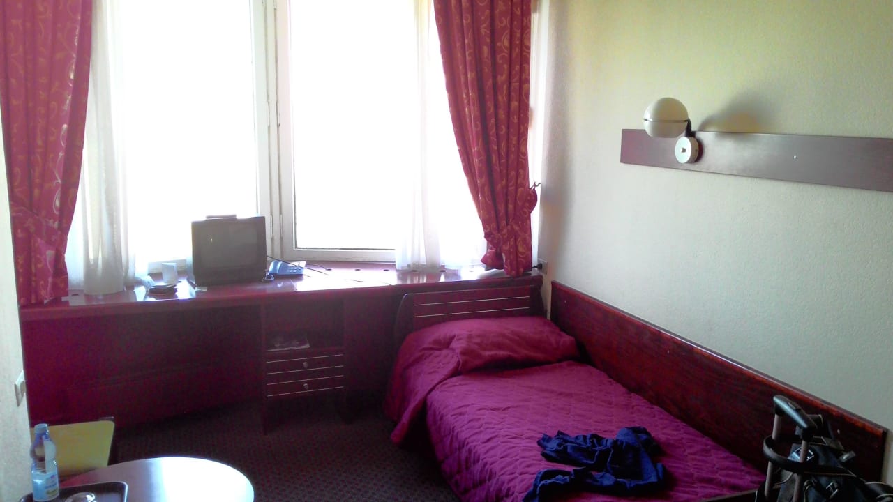 Room AZIMUT Hotel Smolenskaya Moscow