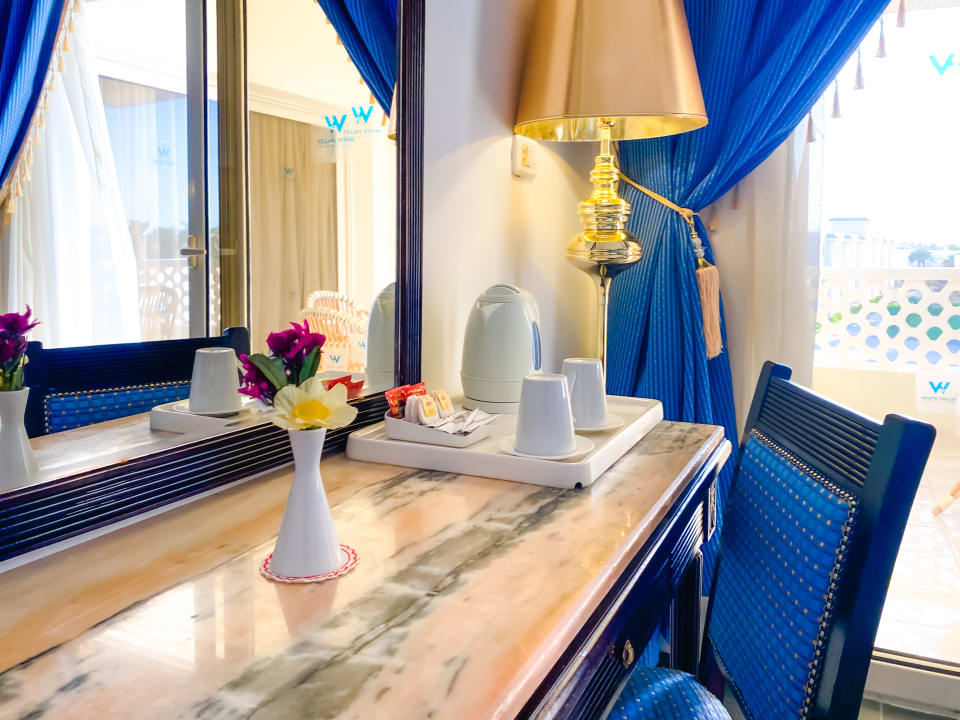 Zimmer White Valley Palace