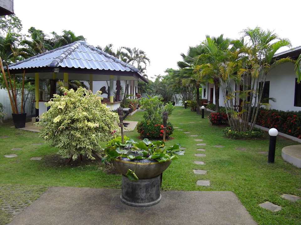 Gemütliche Bar Phuket Lotus Lodge