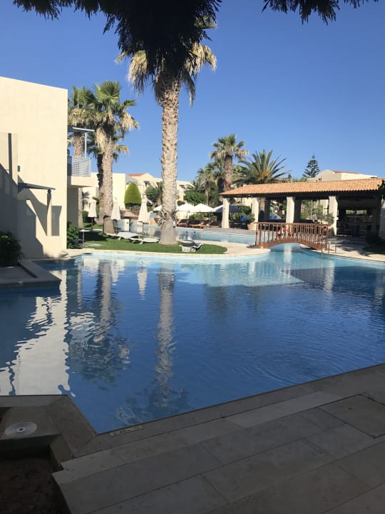 Pool Phãea Cretan Malia