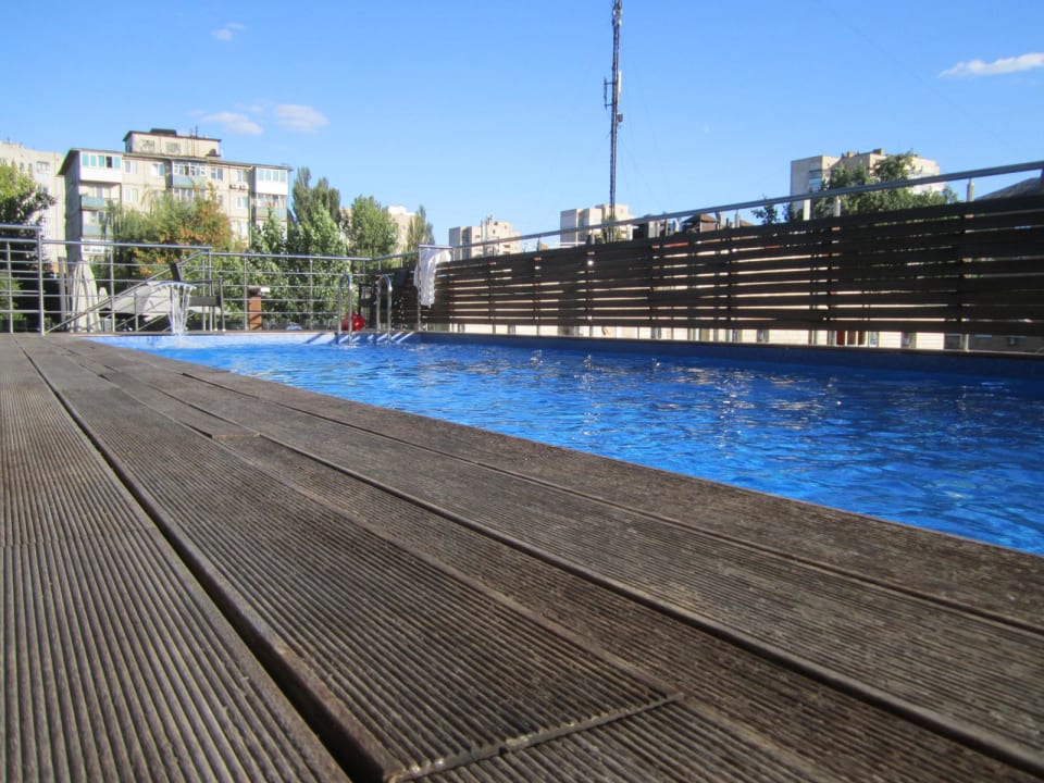 Pool Mercure Kyiv Congress