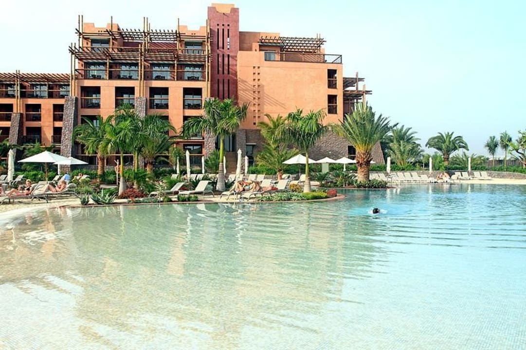 Basen Lopesan Baobab Resort
