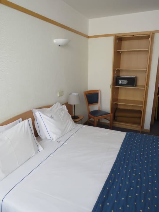 Sep. Schlafzimmer VIP Executive Eden Aparthotel