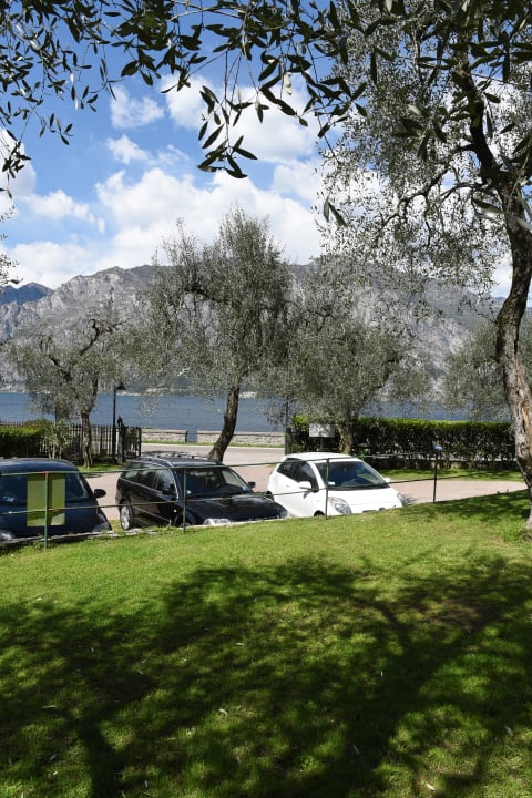 Gartenanlage Camping Alpino