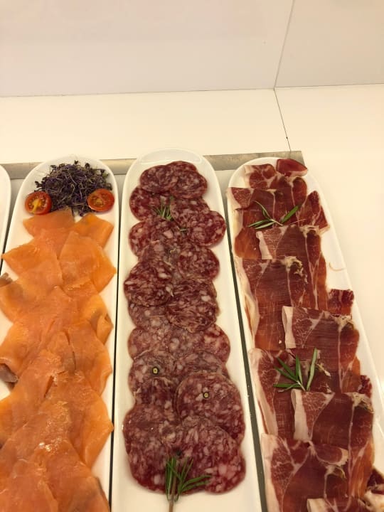 Gastro H10 Art Gallery