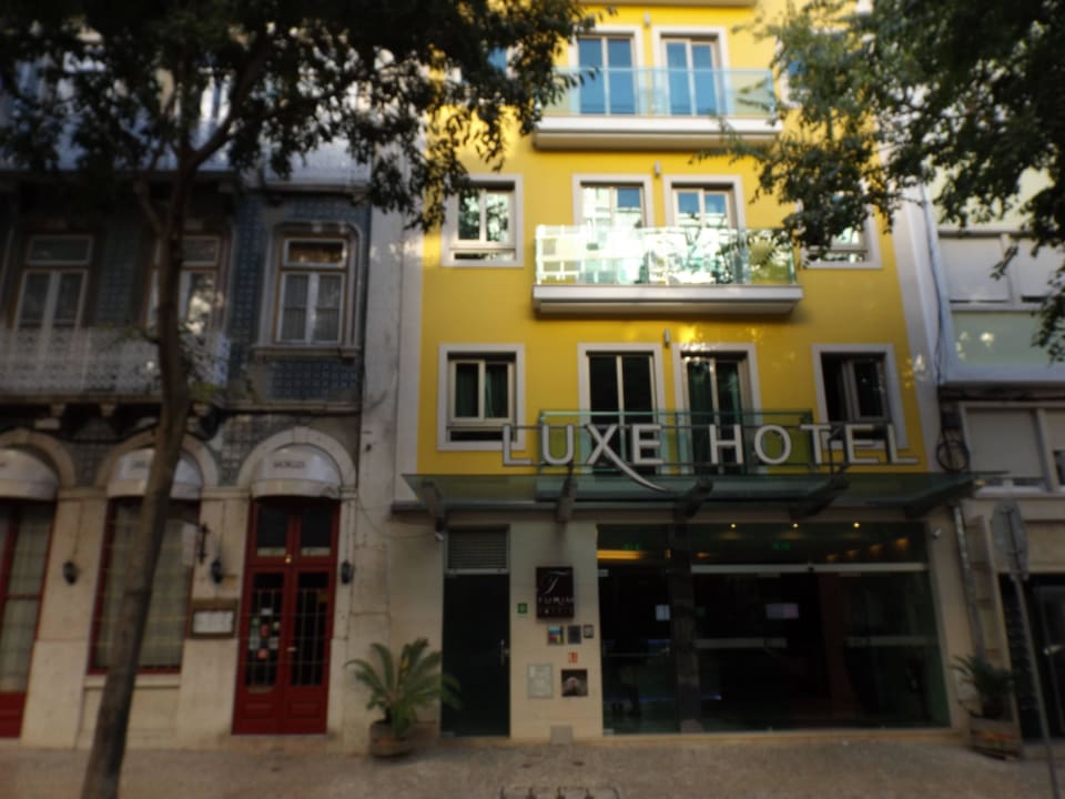 Eingang Hotel Luxe By Turim Hoteis