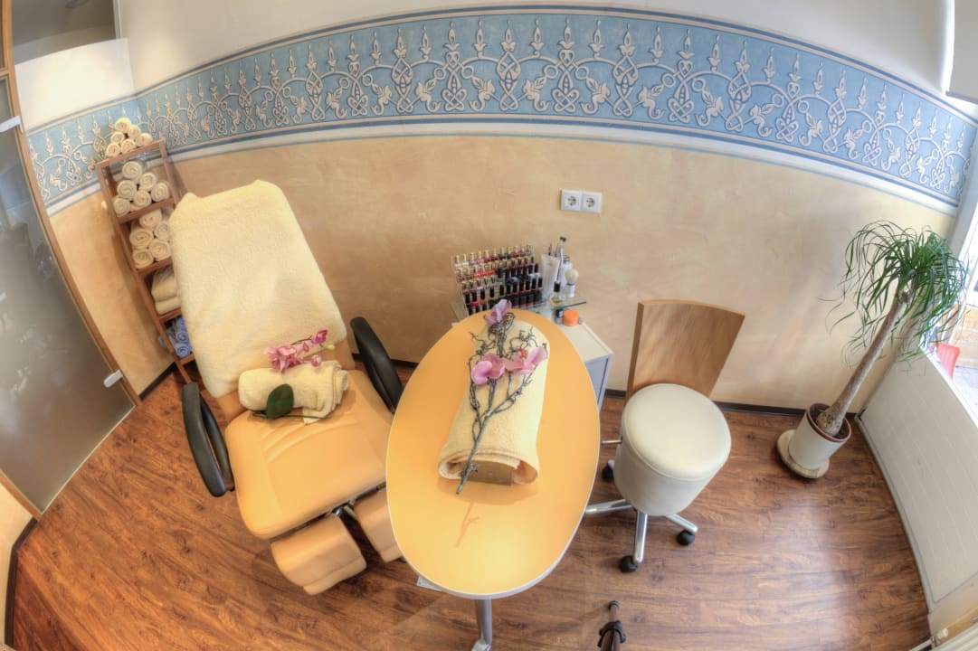 Maniküre, Gel Nägel, Shellac und Pediküre Raum Hotel Universo