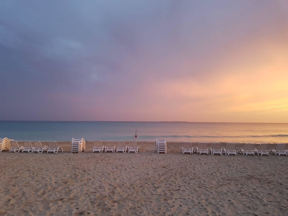 Meer bei Sonnenaufgang Iberostar Origin Laguna Azul