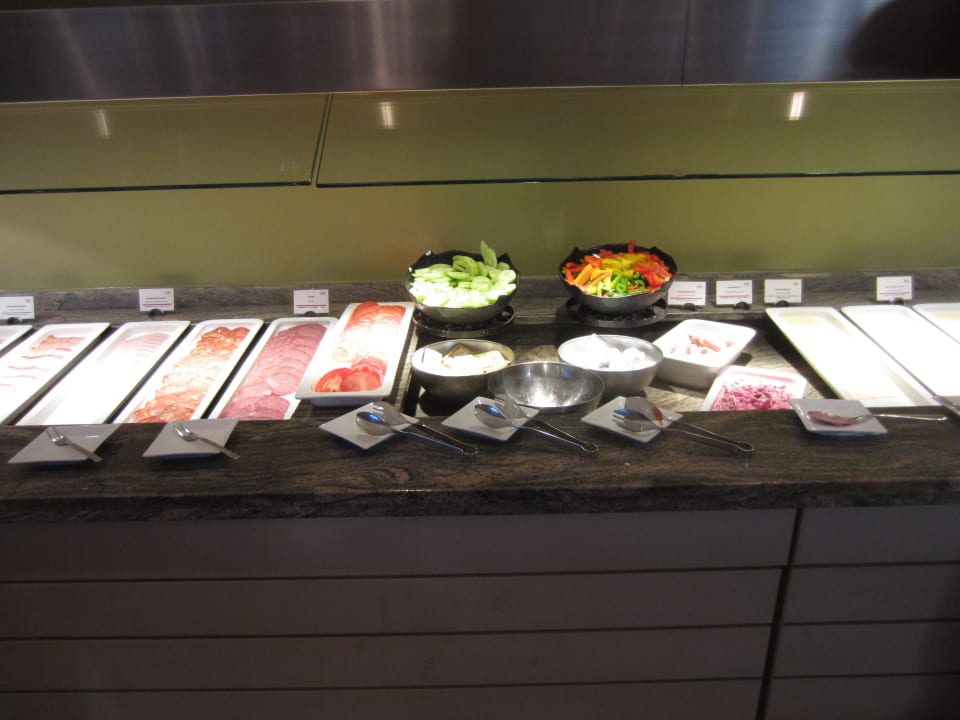 Frühstücksimpressionen Leonardo Hotel Hamburg Airport