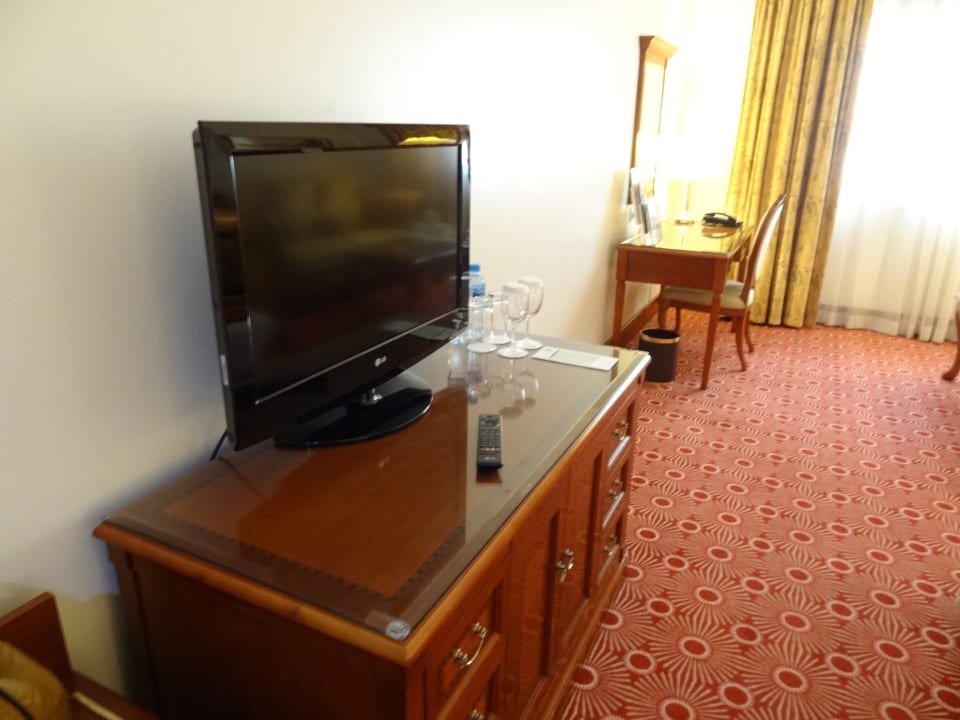 Flachbildschirm TV Holiday Inn Bur Dubai - Embassy District