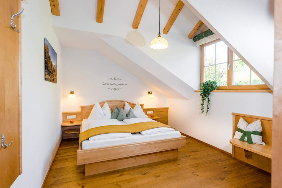 Zimmer Linharterhof Appartement