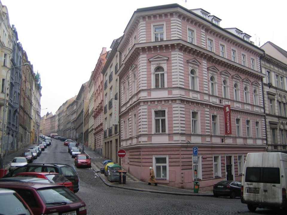 Außenansicht Hotel Winston Churchill