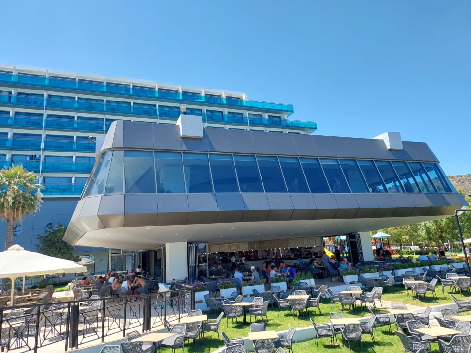 Außenansicht Hotel Calypso Beach