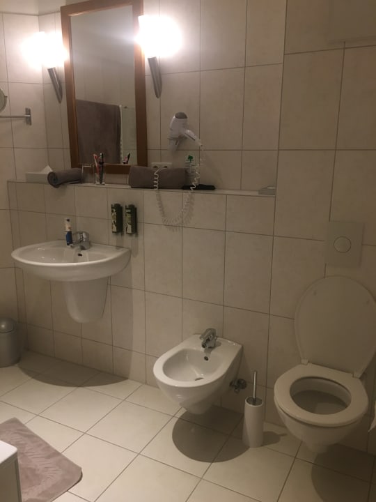 Zimmer Hotel Ampervilla