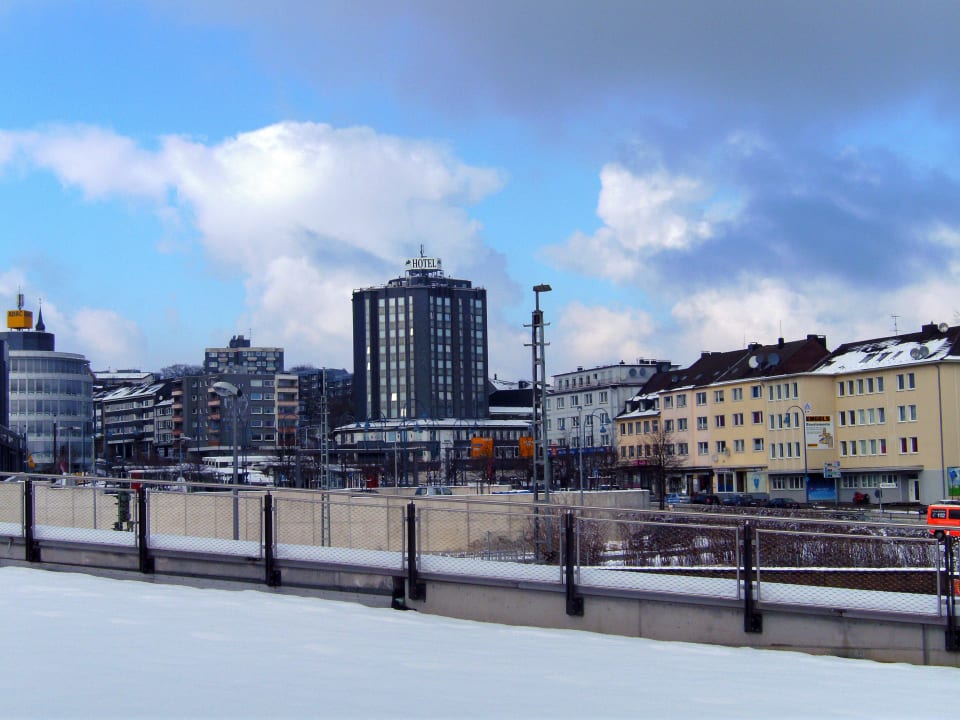 Hotelansicht vom Bahnhof mk | hotel remscheid