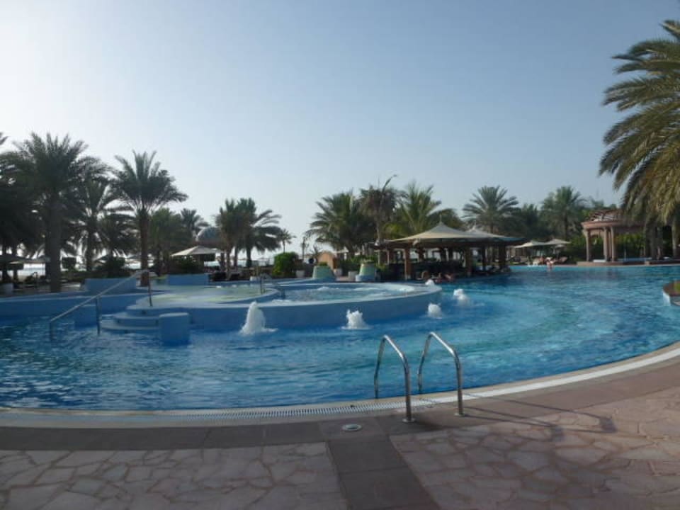Poolbereich Ost Emirates Palace Mandarin Oriental