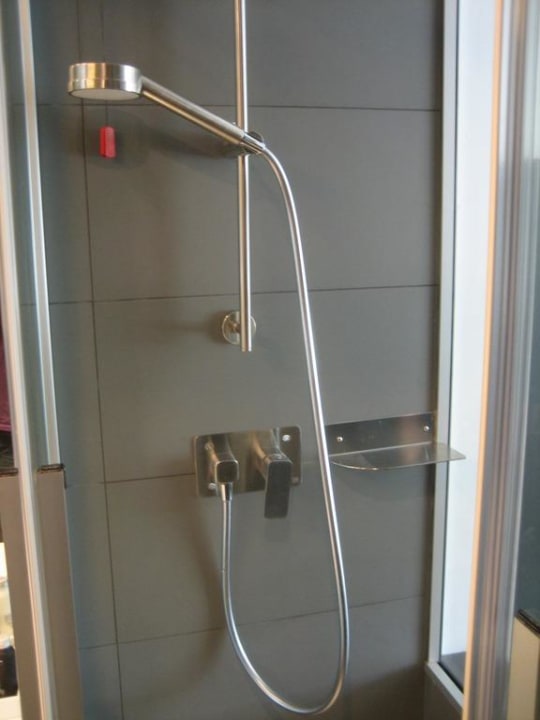 Dusche Mercure Nerocubo Rovereto