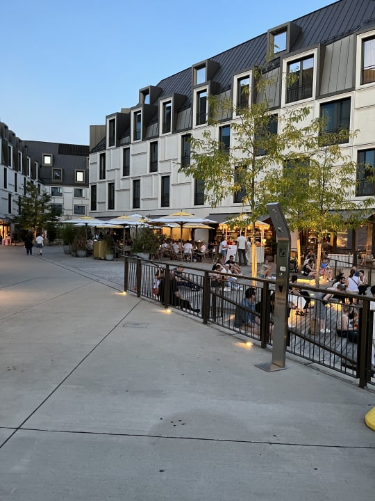 Außenansicht Karl August - a Neighborhood Hotel