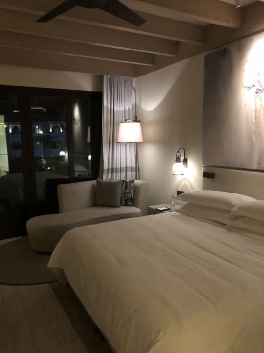 Zimmer Saadiyat Rotana Resort &  Villas