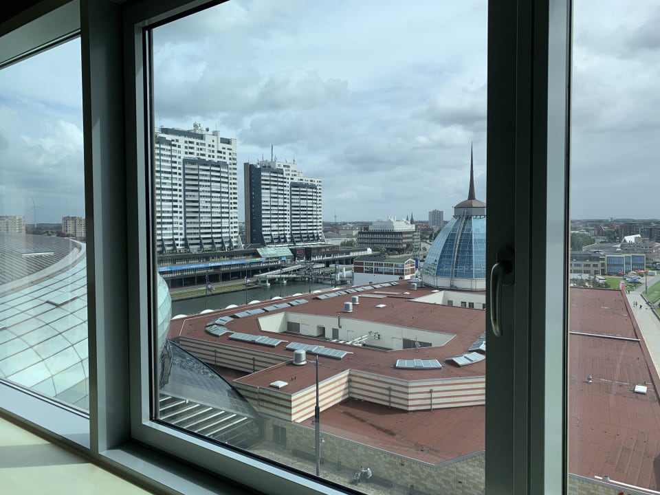 Ausblick ATLANTIC Hotel Sail City