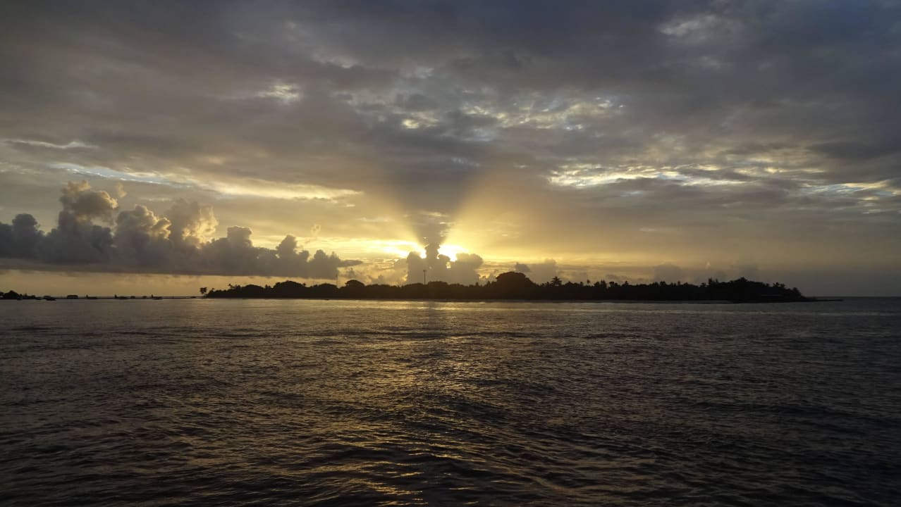 Sonnenuntergang beim Sunset Cruise Kuredu Island Resort & Spa