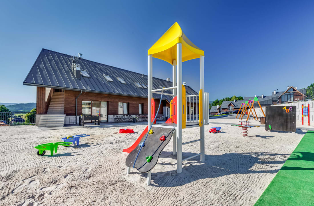 Plaża z placem zabaw  Osada Śnieżka