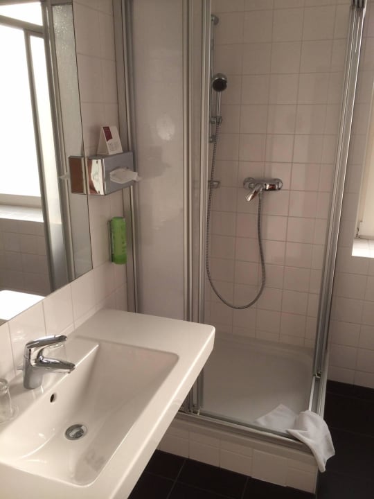 Bad Four Points Flex by Sheraton Vienna Hauptbahnhof