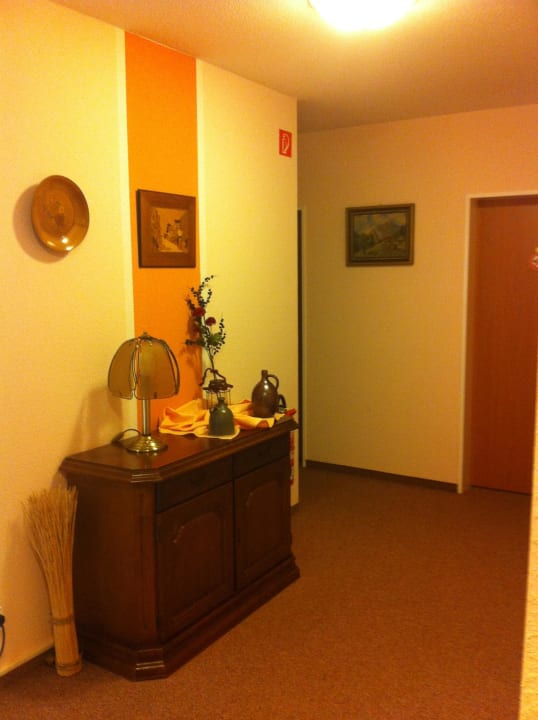 Flur zu den Zimmern Landhotel Zur Trogbrücke