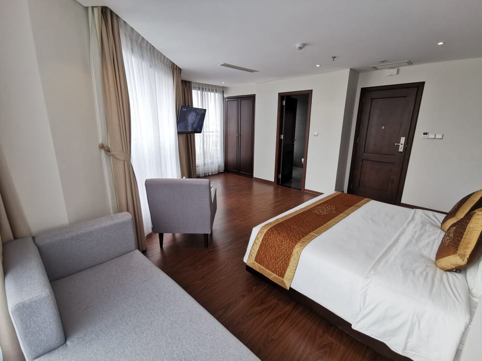 Zimmer Cosmos Hotel Danang