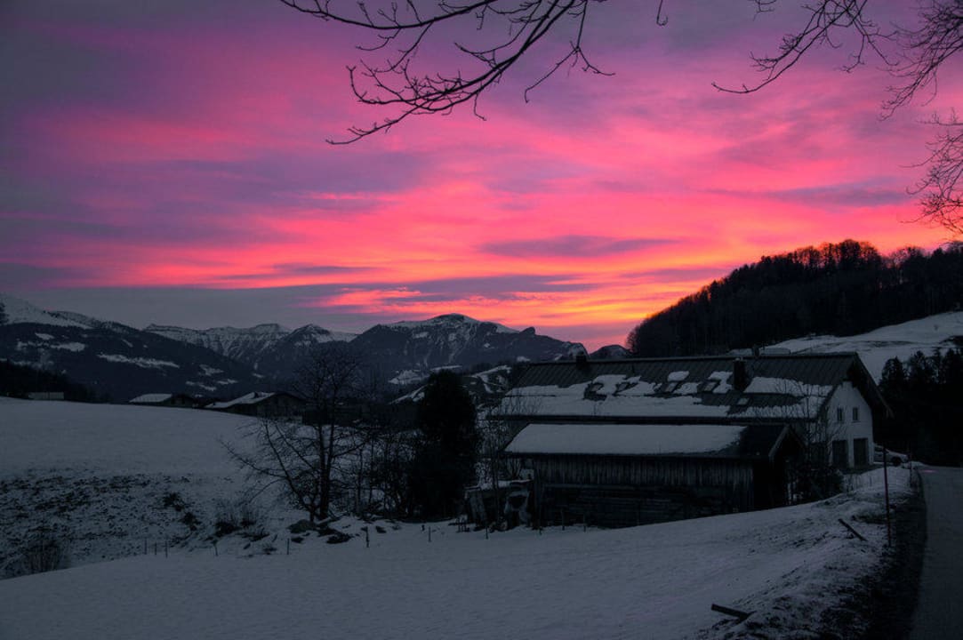 Morgenrot über Berchtesgaden Pension Lehnhäusl