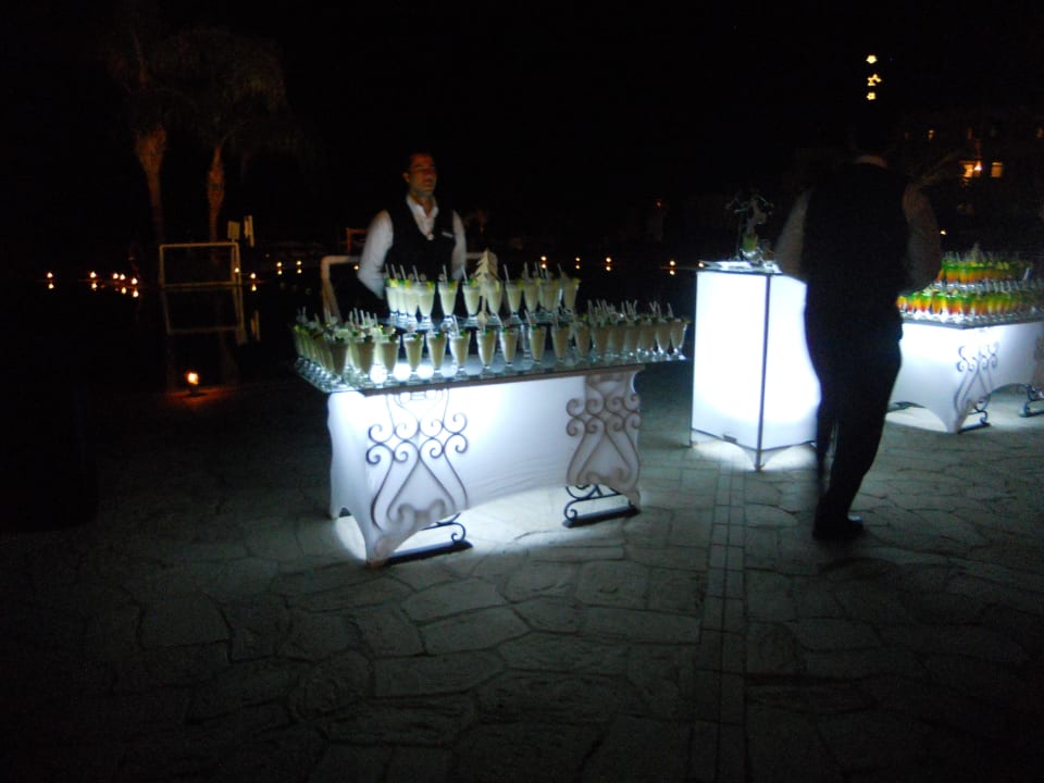 Weihnachtscocktails Hotel Mercure Hurghada